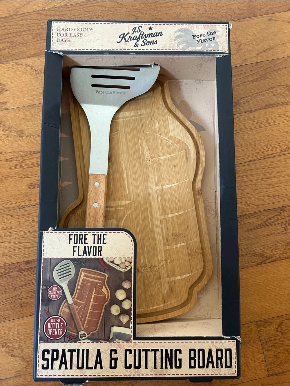 J.S. Kraftsman & Sons Bamboo Cutting Board with Stainless Spatula - Natural